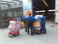 福瑞得機(jī)械座駕壓路機(jī)，手扶壓路機(jī)包裝發(fā)貨