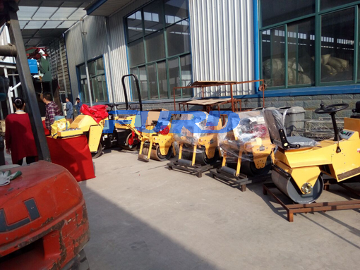 福瑞得機(jī)械座駕壓路機(jī)，手扶壓路機(jī)，小型灌縫機(jī)，井蓋切割機(jī)及時(shí)發(fā)貨